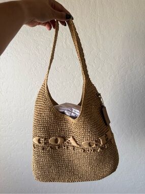 EUC • Coach Brooklyn 28 Shoulder Bag